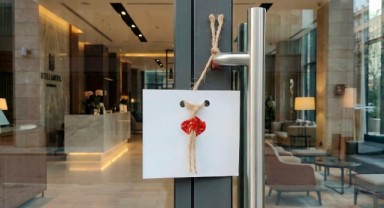 Otelciler ek süre istiyor!