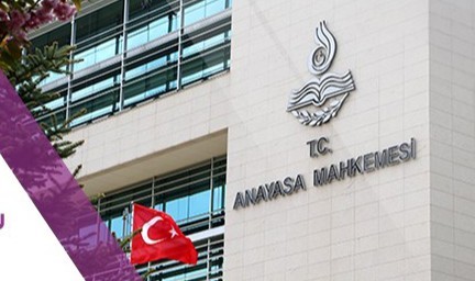 AYM'den Turist Rehberliği Kanunu'na kısmi iptal