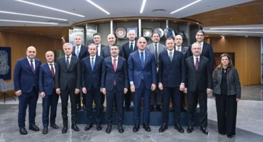 Ersoy: Bölgesel krizlere rağmen turizm gücünü koruyor