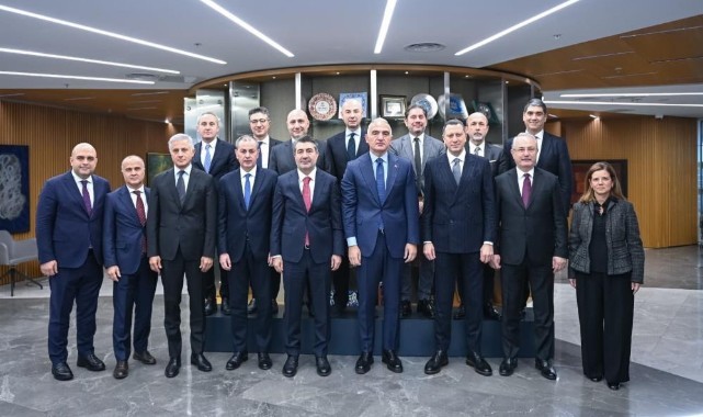 Ersoy: Bölgesel krizlere rağmen turizm gücünü koruyor