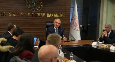 Bakan Ersoy’dan dijital turizm mesajı