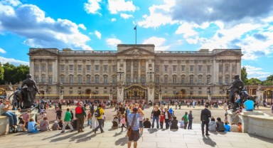 İngiltere turizmden 197 milyar dolar kazanıyor