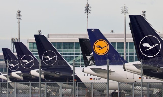 Lufthansa’da grev: Yüzlerce uçuş iptal edildi