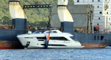Mega yatlar Marmaris'te sezona hazırlanıyor