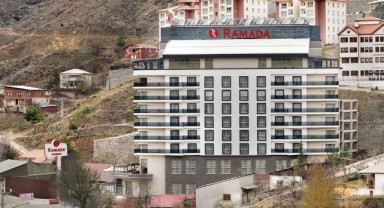 Ramada otel icradan satışa çıkarıldı