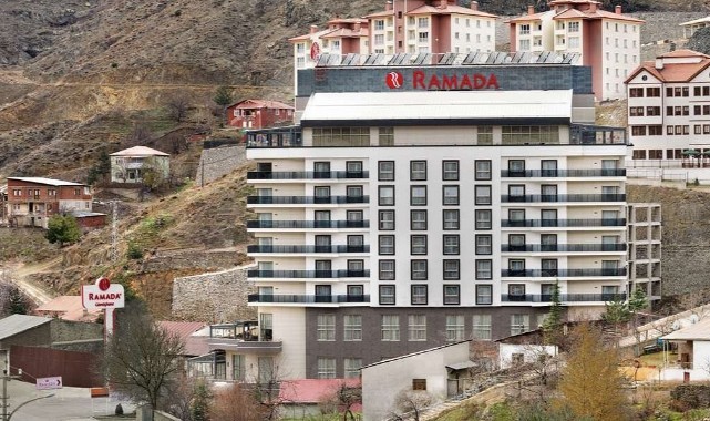 Ramada otel icradan satışa çıkarıldı