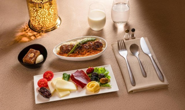 THY'den Ramazan ayına özel uçak içi ikramlar