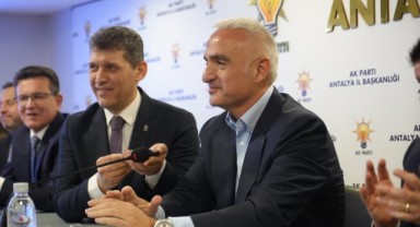 Bakan Ersoy: Ücretsiz halk plajı sayısı 23'e çıkacak