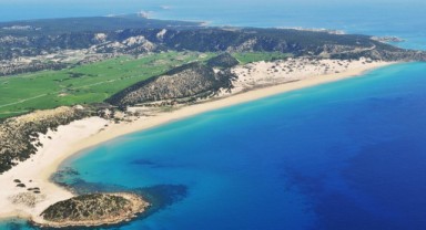 KKTC’nin eşsiz plajları tatilcileri bekliyor