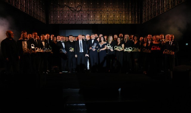 QM Awards'ta ödüller sahiplerini buldu