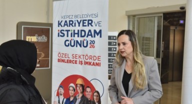 Turizm devleri iş arayanlarla Kepez’de buluştu