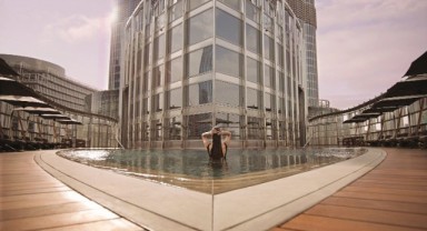 Armani Hotel Dubai'de uzun süre kapalı kalacak