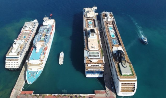 Bakan Uraloğlu, Kruvaziyer yolcu sayısı rekor kırdı