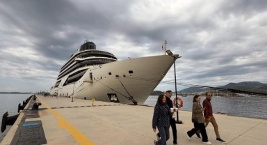 Bodrum'a 15 günde 8 bin kruvaziyer turisti geldi