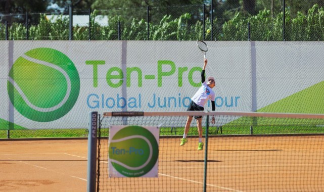 Dünya tenisinin genç yıldızları Kemer’de buluşuyor