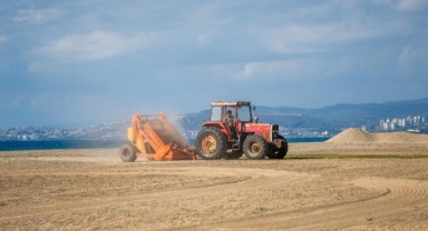 Kuşadası plajları sezona hazırlanıyor