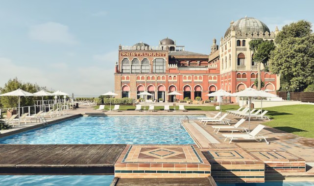  Venedik'te lüks otel patlaması