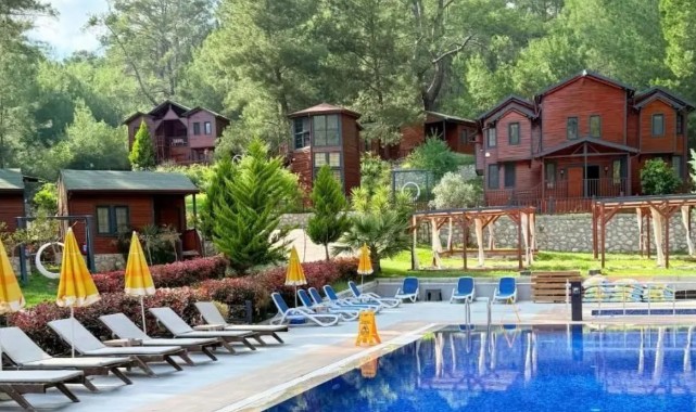 Antalya'daki Babylon Town Otel satışa çıkıyor