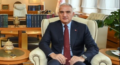 Bakan Ersoy'dan 1 Mayıs mesajı