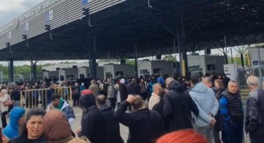 EES yoğunluğu sınır kapılarını kilitledi