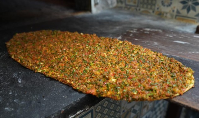 1.450 TL'lik lahmacuna bakanlık soruşturması