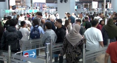 İstanbul Havalimanı'nda dönüş yoğunluğu başladı