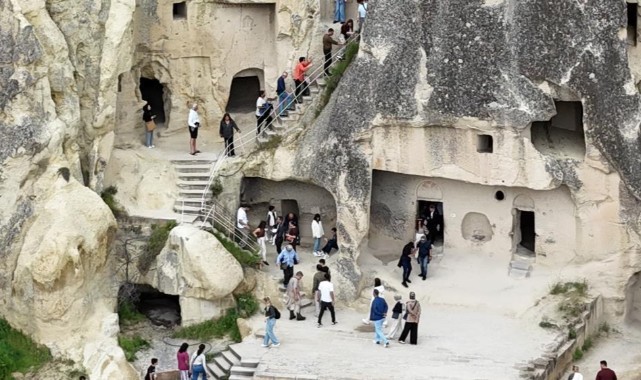 Kapadokya'da bayram yoğunluğu
