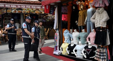 Kuşadası'nda turistik çarşılarda 'sıfır işgaliye' denetimi