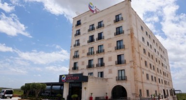 Midyat'ın ilk uluslararası oteli kapılarını açtı