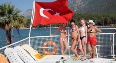 Rus turistlerin vazgeçilmezi yine Türkiye!