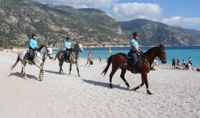 Atlı Jandarma Timleri, Ölüdeniz'de görev başında