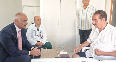 Bakan Ersoy’dan Tatlıses’e 'Geçmiş olsun' ziyareti
