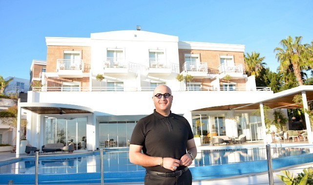 Girgin, Okulların geç kapanması iç turizmi yavaşlatıyor