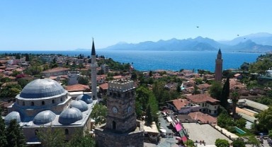 Kaleiçi’ne iki yeni otel ve istihdam hamlesi