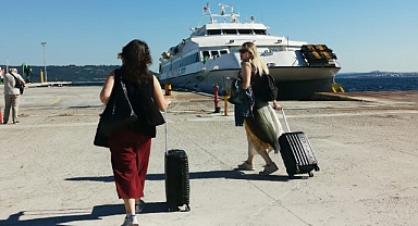 Çanakkale'den Limni Adası'na seferler başladı