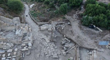 Aspendos'ta 2 bin yıllık Tiyatro Caddesi gün yüzüne çıktı