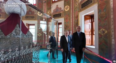 Bakan Ersoy’dan Fatih Külliyesi’ne ziyaret