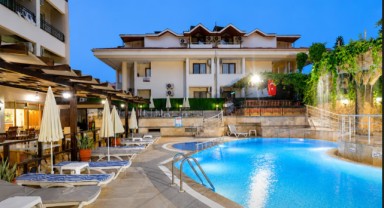 Kemer'de 4 yıldızlı otel icradan satışa çıkarıldı