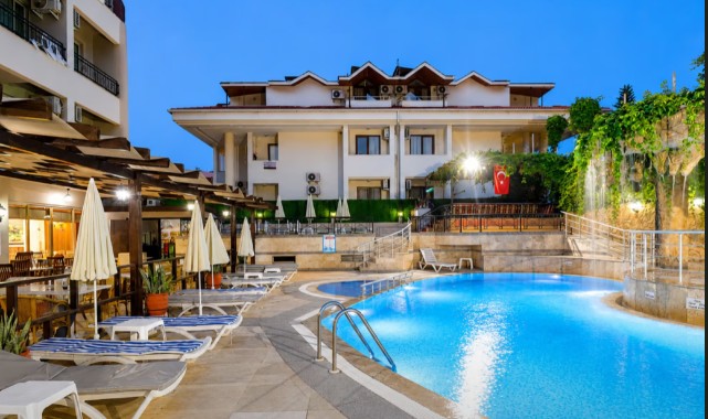 Kemer'de 4 yıldızlı otel icradan satışa çıkarıldı
