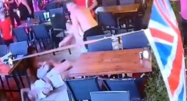 Marmaris'te turist dehşeti;Eşini ve çocuklarını darbetti