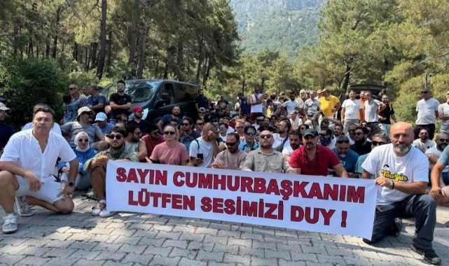 Ölüdeniz'de yamaç paraşütü pilotlarından eylem